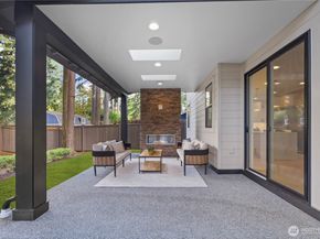 12206 NE 61st Street, Kirkland WA 98033