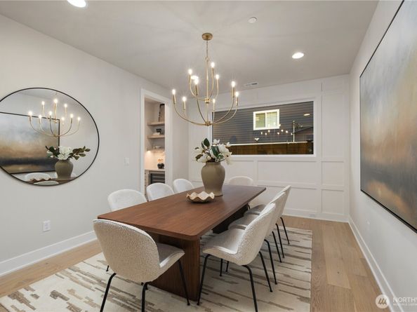 12206 NE 61st Street, Kirkland WA 98033