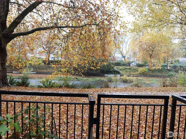 55 Williams Avenue S 104, Renton WA 98057