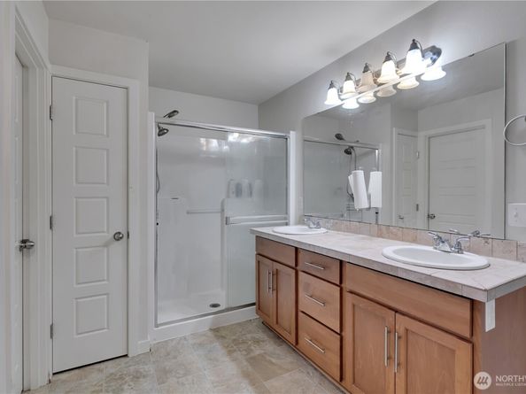 29402 120th Avenue SE, Auburn WA 98092