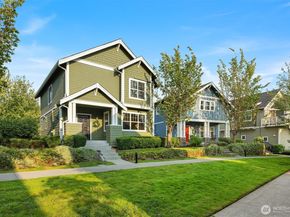 1748 25th Walk NE, Issaquah WA 98029