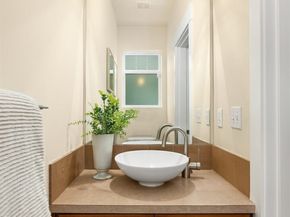 1748 25th Walk NE, Issaquah WA 98029