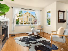 1748 25th Walk NE, Issaquah WA 98029