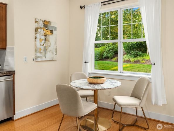 1748 25th Walk NE, Issaquah WA 98029