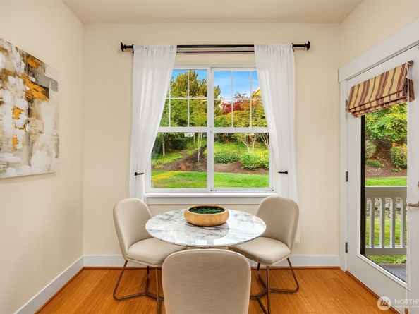 1748 25th Walk NE, Issaquah WA 98029