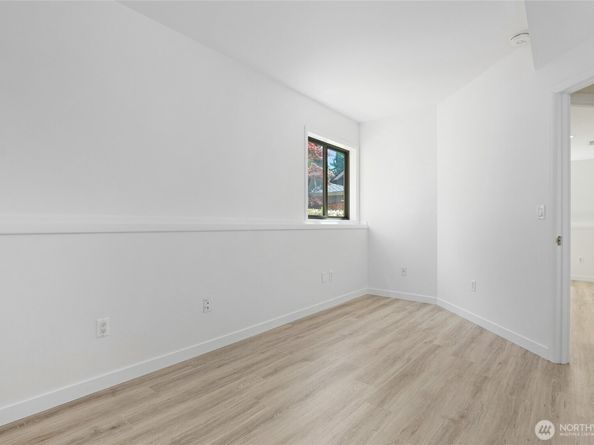 2513 225th Place NE, Sammamish WA 98074