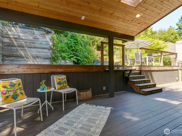 2513 225th Place NE, Sammamish WA 98074