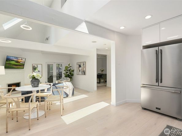 2513 225th Place NE, Sammamish WA 98074