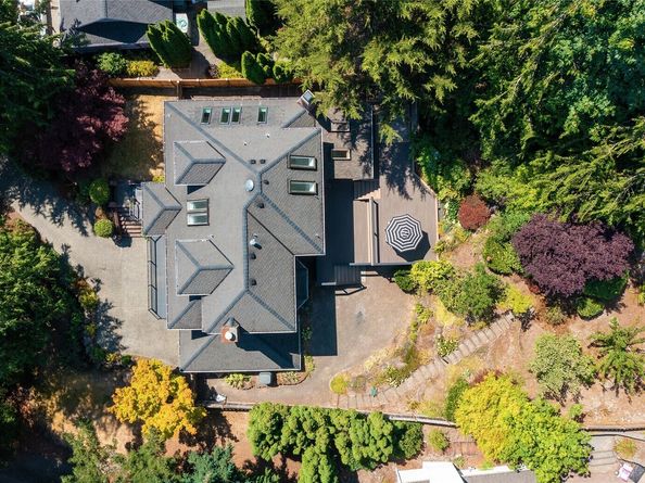 2513 225th Place NE, Sammamish WA 98074