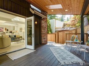 2513 225th Place NE, Sammamish WA 98074