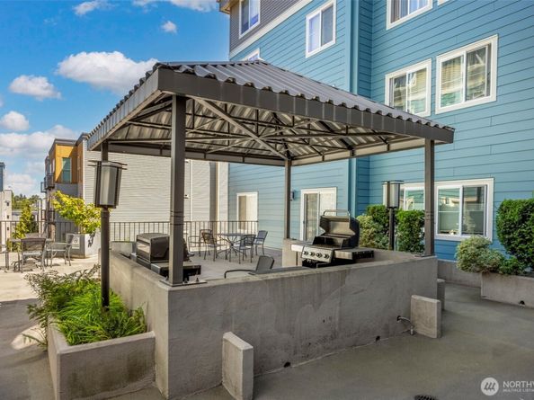 300 10th Avenue A310, Seattle WA 98122