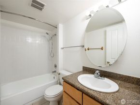 300 10th Avenue A310, Seattle WA 98122