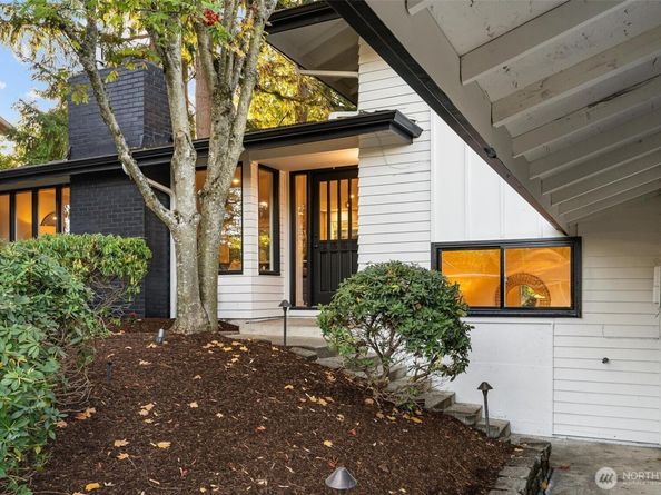 2133 170th Avenue NE, Bellevue WA 98008