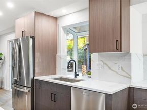 2133 170th Avenue NE, Bellevue WA 98008