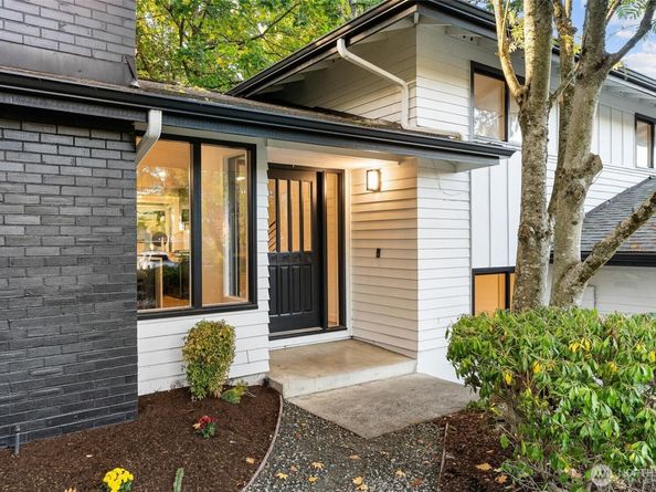 2133 170th Avenue NE, Bellevue WA 98008