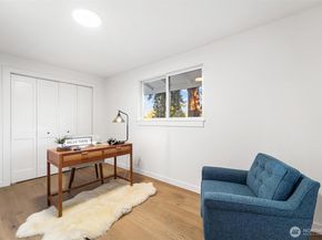 2133 170th Avenue NE, Bellevue WA 98008