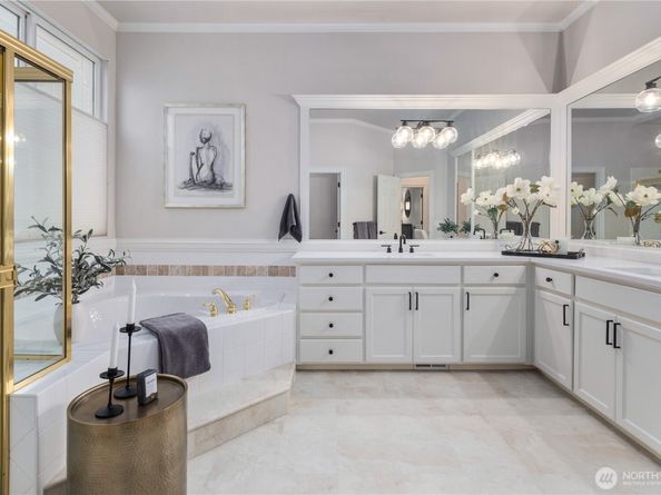 14699 NE 16th Street, Bellevue WA 98007