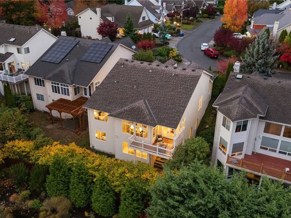 14699 NE 16th Street, Bellevue WA 98007