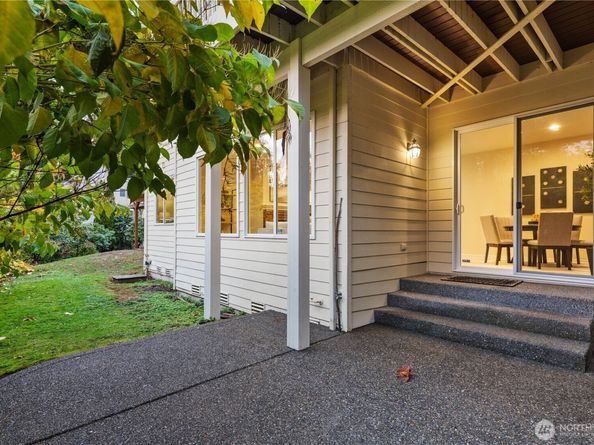 14699 NE 16th Street, Bellevue WA 98007