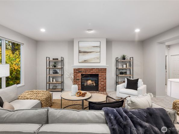 14699 NE 16th Street, Bellevue WA 98007