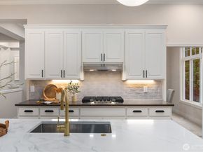 14699 NE 16th Street, Bellevue WA 98007