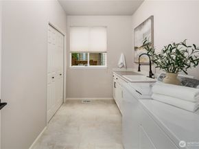 14699 NE 16th Street, Bellevue WA 98007