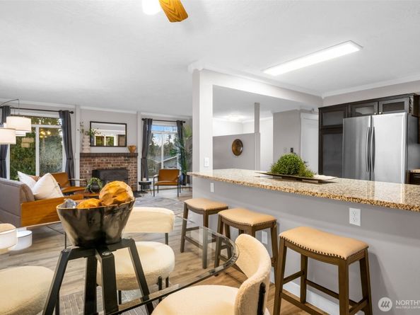 3807 SW 327th Street, Federal Way WA 98023