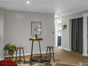 3807 SW 327th Street, Federal Way WA 98023