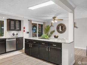 3807 SW 327th Street, Federal Way WA 98023