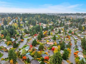 3807 SW 327th Street, Federal Way WA 98023