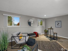 3807 SW 327th Street, Federal Way WA 98023