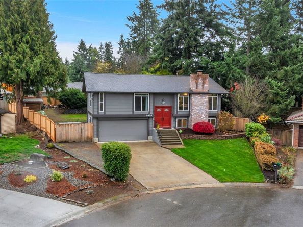 3807 SW 327th Street, Federal Way WA 98023