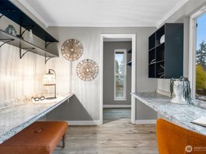 3807 SW 327th Street, Federal Way WA 98023