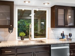 3807 SW 327th Street, Federal Way WA 98023