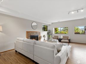 11737 Lakeside Avenue NE, Seattle WA 98125