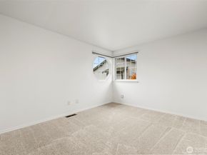 20224 102nd Place SE, Kent WA 98031