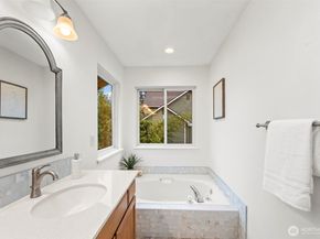 20224 102nd Place SE, Kent WA 98031