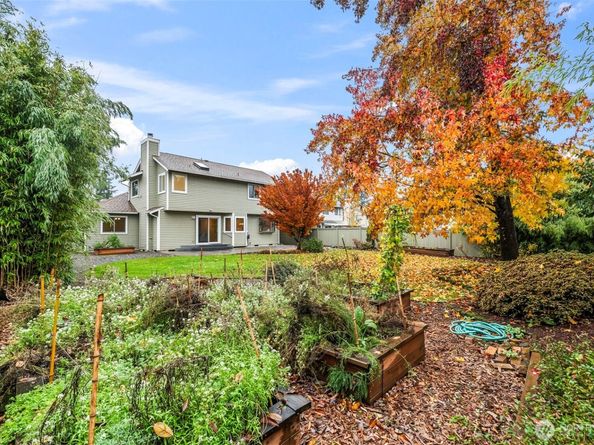 20224 102nd Place SE, Kent WA 98031