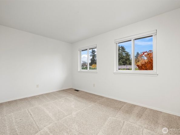 20224 102nd Place SE, Kent WA 98031