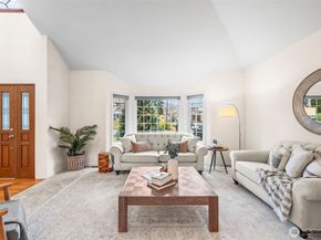 20224 102nd Place SE, Kent WA 98031