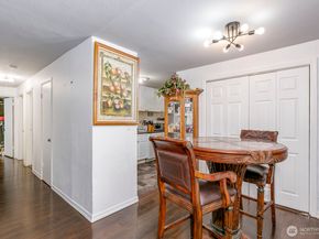 916 Ferndale Circle NE, Renton WA 98056