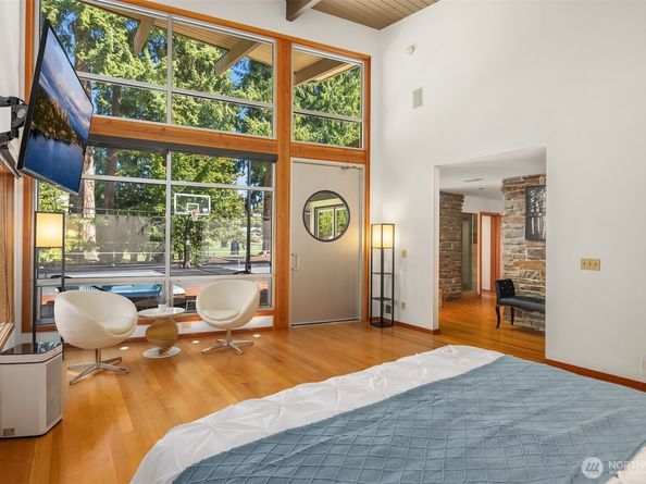 150 131st Avenue NE, Bellevue WA 98005