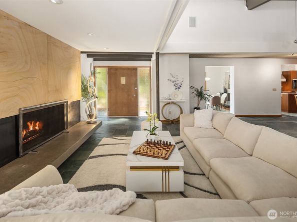 150 131st Avenue NE, Bellevue WA 98005