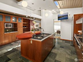 150 131st Avenue NE, Bellevue WA 98005