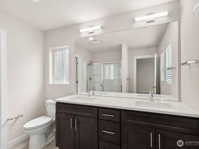 3813 194th Lane SE, Bothell WA 98012