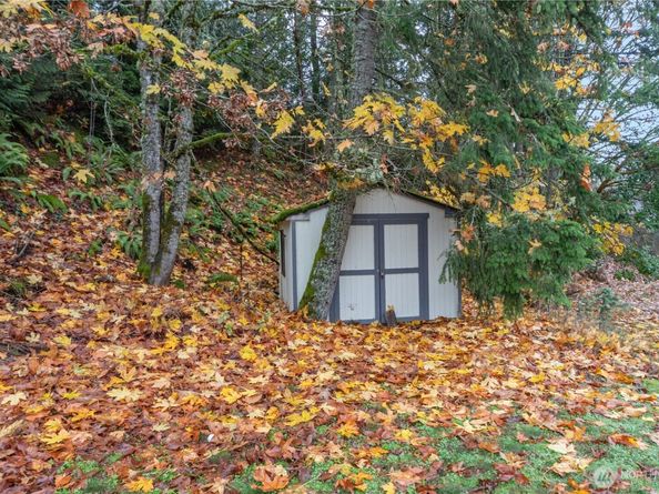 25761 Norval Lane NW, Poulsbo WA 98370