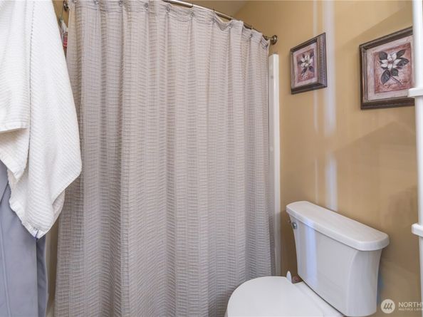 25761 Norval Lane NW, Poulsbo WA 98370