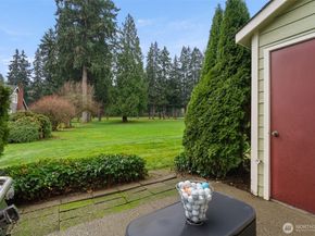 3926 NW Fairway Lane, Bremerton WA 98312