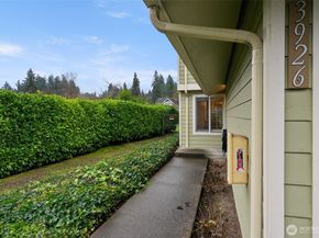 3926 NW Fairway Lane, Bremerton WA 98312