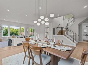 904 N 33rd Place, Renton WA 98056